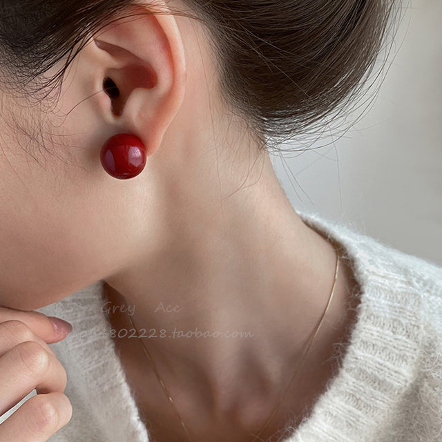 Angra Red Doudou Pearl Earrings Female Retro Port Atmospheric Genuine Ear Light Light Luxury Ear Passing Tremella