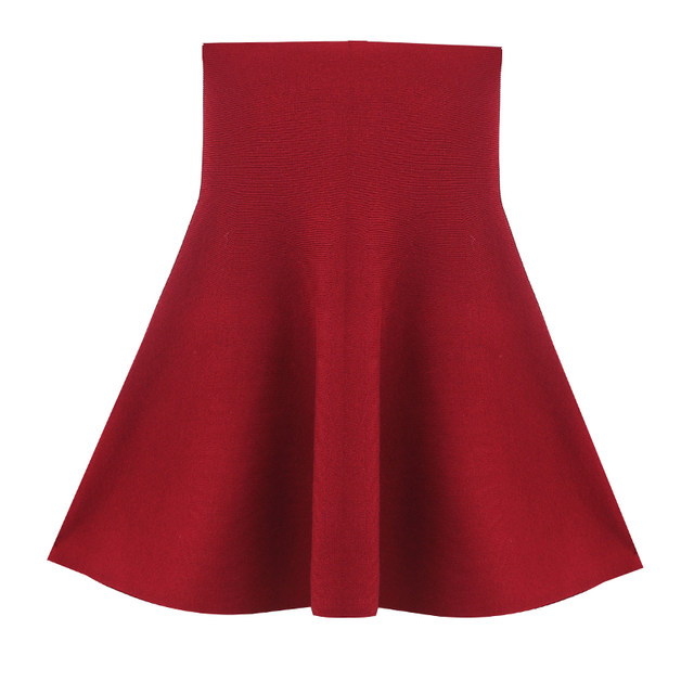 Autumn and winter large size knitted short skirt fat mm skirt slim A-line skirt age-reducing puffy skirt 200 Jin [Jin equals 0.5 kg] Student pleated skirt
