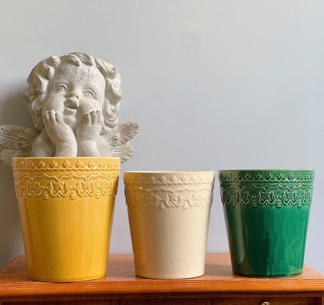 Foreign trade products Nordic simple ceramic flower pot large creative personalized household green ivy butterfly orchid flower pot pot pot