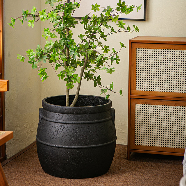 Retro flower pot bottle vintage earthenware jar magnesium mud flower pot flower pot flower pot B&B Wasabi wind black diamond floor decoration ornament
