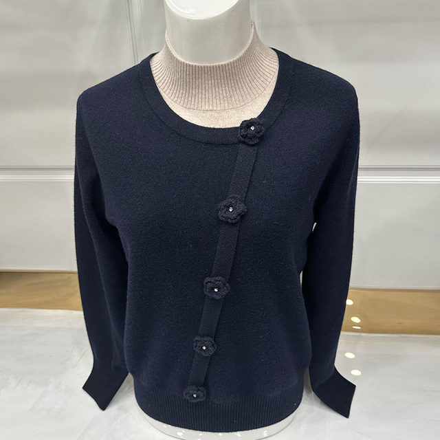 Middle-aged and elderly sweaters, fashionable women's mother's knitted tops, cashmere bottoming fashionable sweaters 100 pure woolen sweaters