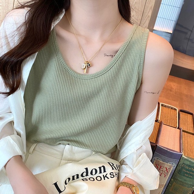 White suspender vest for women with inner wear 2025 summer and autumn new large size fat mm belly-covering loose base top wear outside