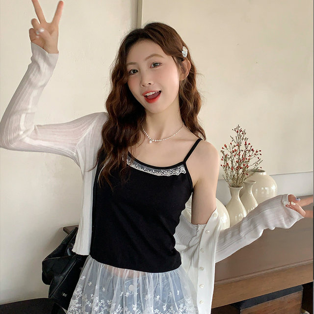 Gray lace spliced ​​hem lace camisole for women to wear inside and outside, autumn new style, beautiful sleeveless top