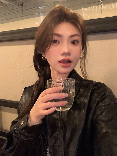 Commuting basic gold and silver earrings for women, high-end plain hoop earrings, huge, beautiful and beautiful earrings for women, earrings, studs and buckles