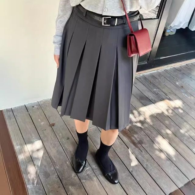 Large size retro I-shaped pleated skirt mid-length autumn new student hip-covering extended version high-waisted slim skirt