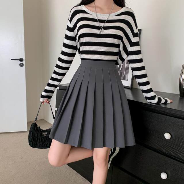 Gray pleated skirt female summer high -size high -level high -end skirt 2022 new A -line skirt mid -length puff skirt