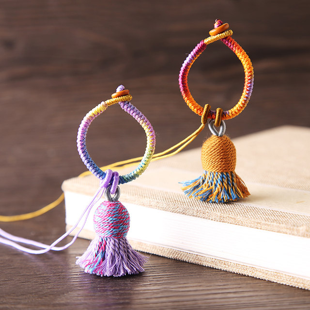 Hand-woven Gradient Diamond Knot Ring Clamping Tassel Pendant Accessories Keychain Pack Hanging Pendant Pendant