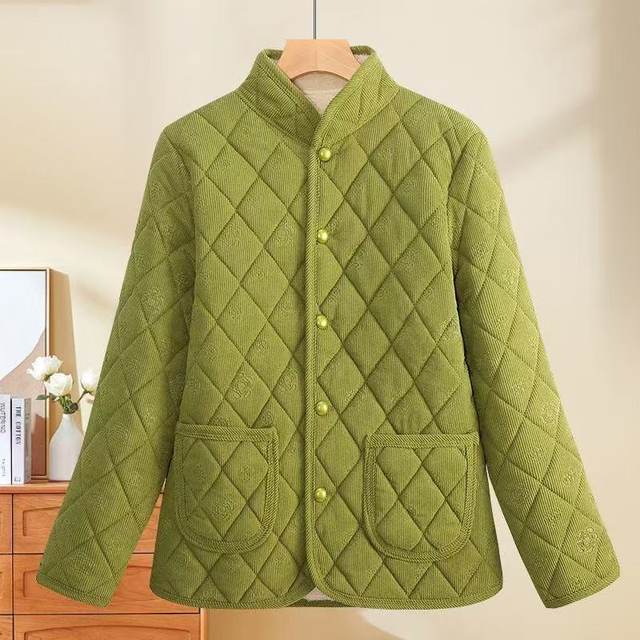 
Mother's winter clothing plus velvet warm jacket middle-aged women's corduroy cotton clothing middle-aged and elderly thickened cotton-padded jackets in autumn and winter