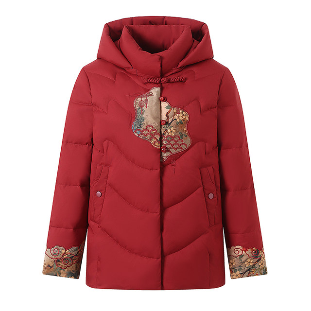 Grandma's down jacket, middle-aged and elderly women's winter clothing, new Chinese style, fashionable big red festive mother's thickened coat