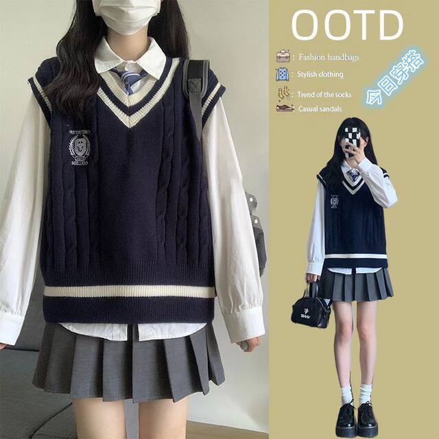 Fat MM200Jin [Jin is equal to 0.5kg] extra large size suit spring and autumn college style striped knitted sweater vest with shirt pleated skirt