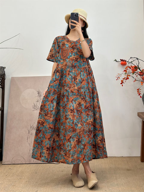 Summer new retro wind cotton sediment, short -sleeved V -neck dressing dress feminine large size thin A -line long skirt
