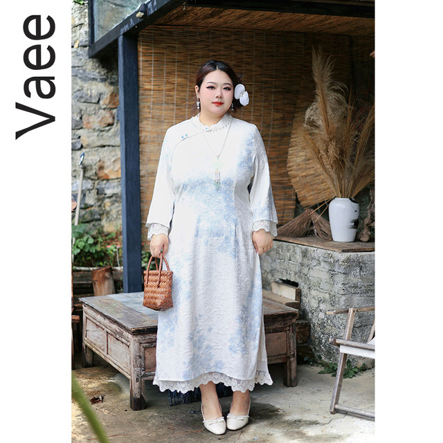Vaee large size women's embossed printed cheongsam autumn and winter new Chinese style elegant long skirt lace splicing dress