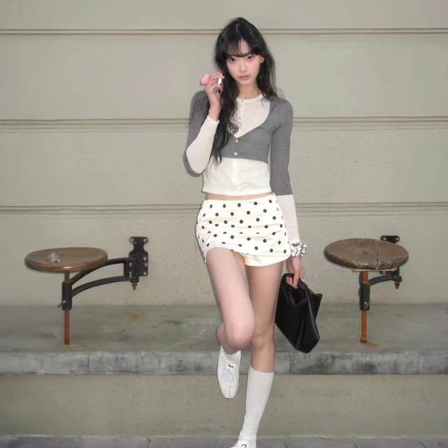 Allawell Spring and Summer 2025 Original fabric Side zipper Two-wear mini skirt pants Retro hip-packing women's short skirt
