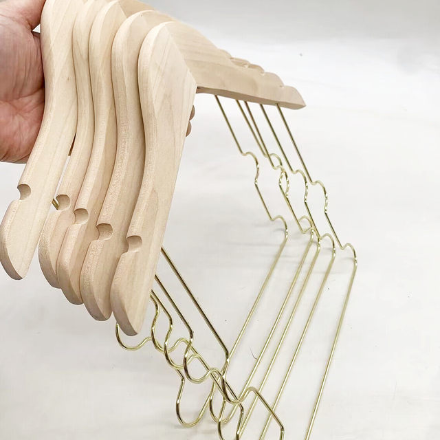 Mother and baby store children's seamless all-in-one clothes hanger infant and toddler solid wood suit clothes hanger children's clothing store home wooden clothes hanger