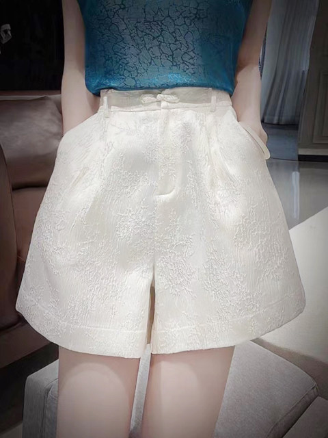 New Chinese style white shorts for women with large size high waist slimming jacquard plate button A-line wide-leg pants for summer thin
