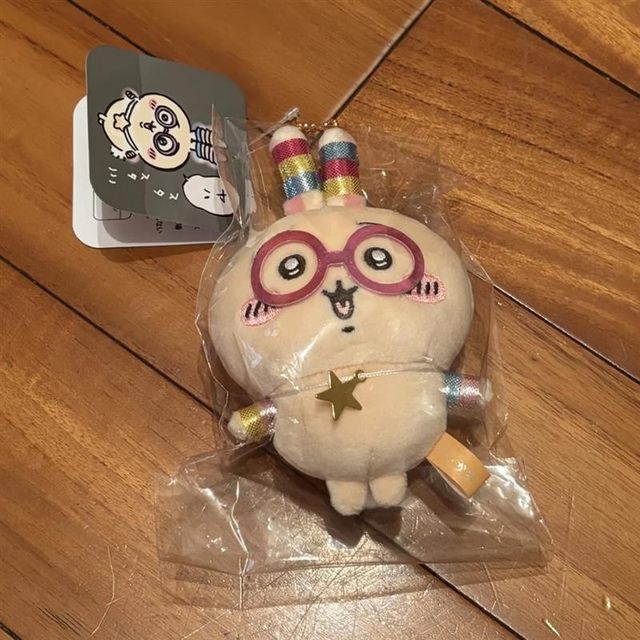 ラッキー です Japanese chiikawa fluorescent Usakhi little glowing rabbit