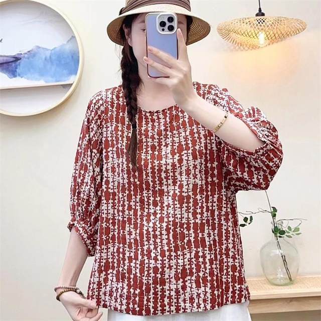 Women's spring new mother top fashionable middle-aged and elderly women's loose fashionable slim casual and versatile shirt
