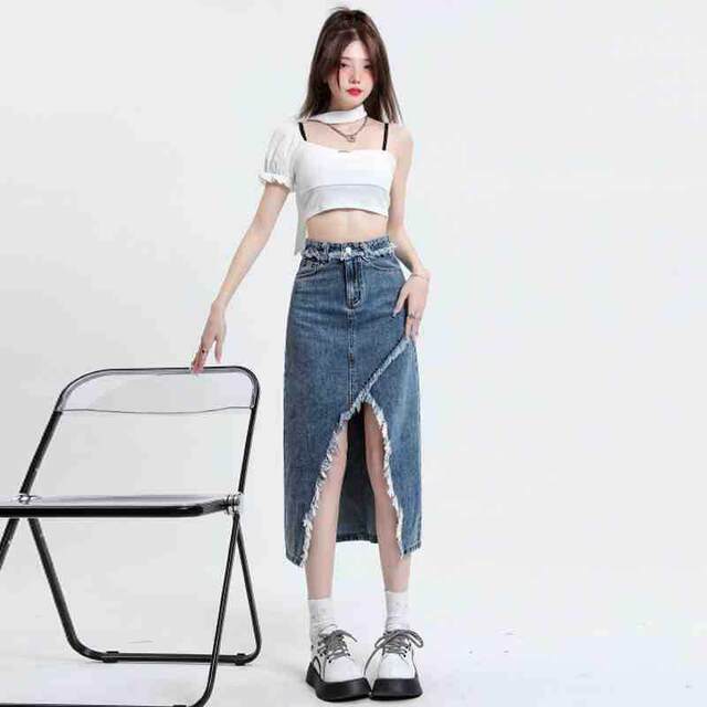 
High-waisted irregular slit denim skirt for spring and summer new slim retro fur edge design a-line long skirt