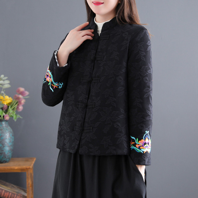 
Ethnic style embroidered disc-button cotton coat for women in autumn and winter mother's cotton coat with stand collar, short national style jacquard cotton-padded jacket