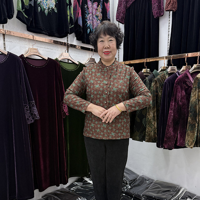 New stand-up collar houndstooth long-sleeved thin velvet shirt for middle-aged and elderly women's pullover inner wear for mothers in their 50s