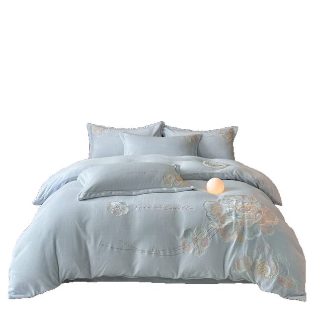 
Nantong Home Textiles Category A maternal and infant grade high-end milk velvet four-piece winter thickened double-sided coral flannel quilt cover