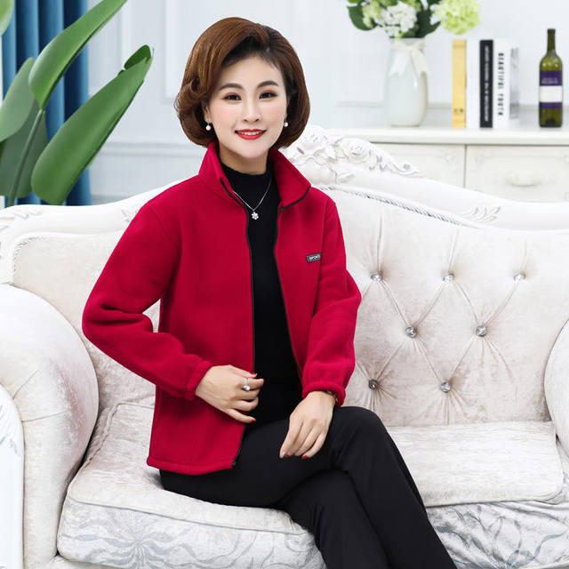 Autumn and winter new middle -aged and elderly coat mothers dress large -size women's fleece jackets Middle -aged people shaking fleece sweater 60
