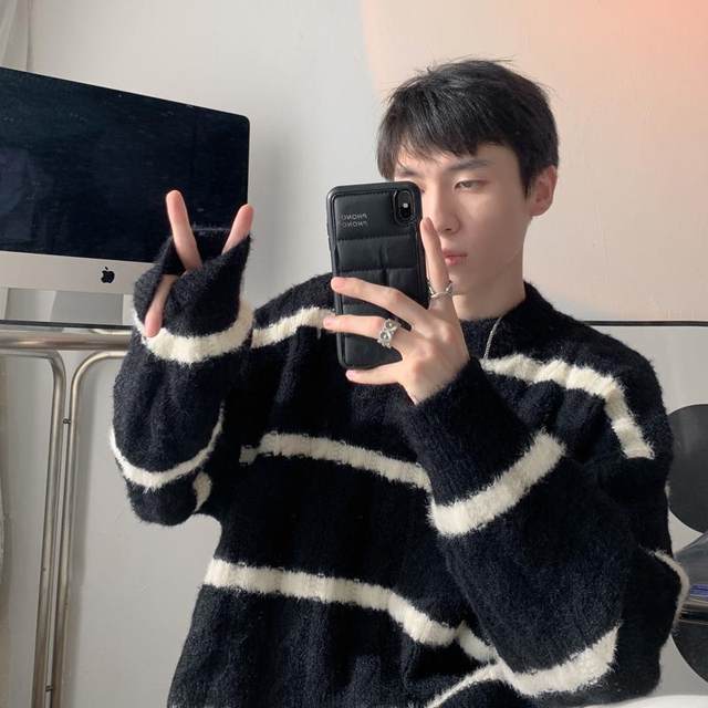 Striped twisted round neck sweater men's autumn and winter thick loose lazy style Korean casual high-end knitted sweater
