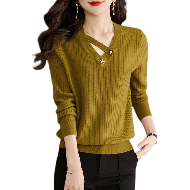 Large size fat MM loose slim base top 2024 autumn and winter new fashionable and stylish V-neck knitted sweater