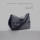 Hiatus Korean version of niche design brand nylon cloth shoulder bag ins, simple casual men's and women's same shoulder bag