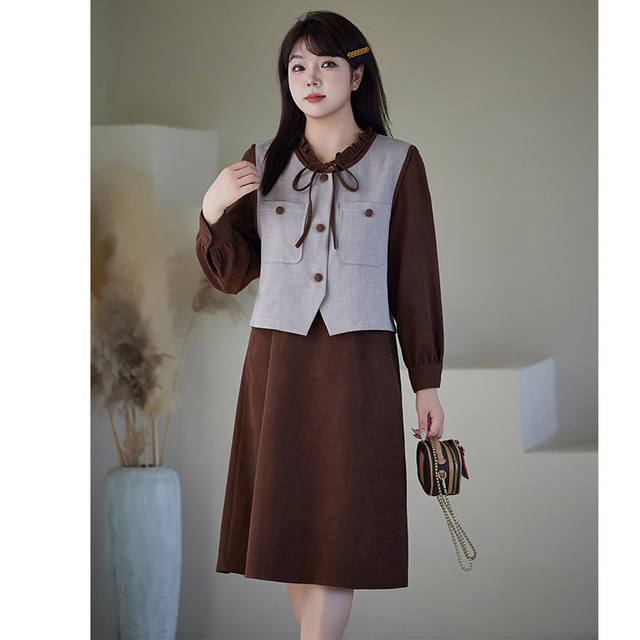 Qiyi large size two -piece dress new winter wooden ear ear collar, thin and thin MM grinding hair A -line long skirt
