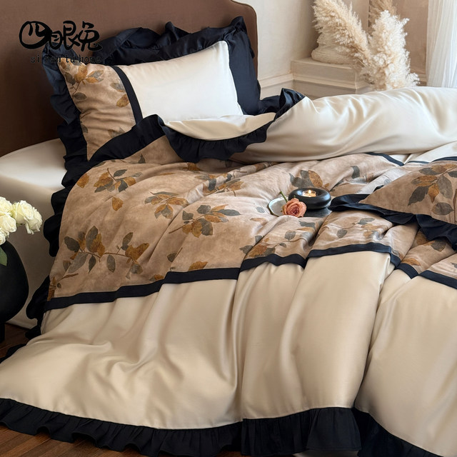 Wandering in the maple forest French retro 100% cotton long-staple cotton four-piece set pure cotton printed high-end lace quilt cover bedding