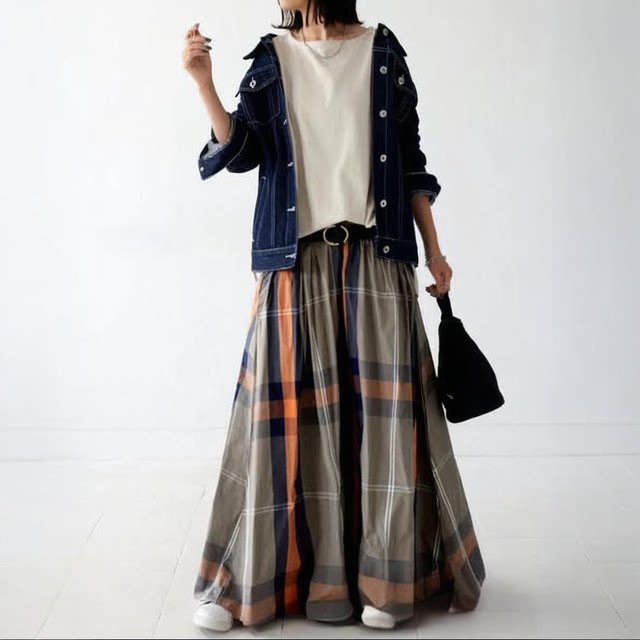 Wear lightweight, sporty and new feeling in all seasons 2025 spring and summer new Japanese expensive brand long printed skirt