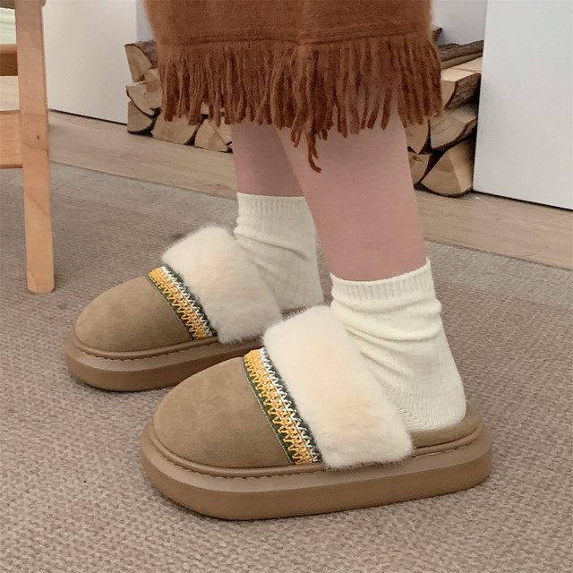 Thin strips of ethnic style cotton slippers for women to wear at home in winter, retro non-slip thick sole plus velvet warm confinement shoes