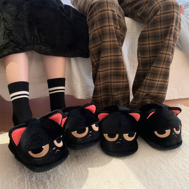 Thin strips of angry little black cat cotton slippers for men and women in winter, cute non-slip warm plush home shoes for couples
