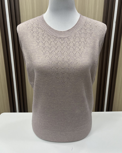 Middle-aged and elderly people's early autumn loose large-size round neck thin long-sleeved sweater for women solid color versatile mother's knitted wool shirt