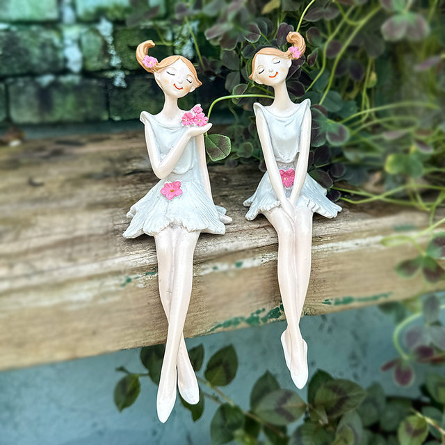 Nordic Creative Sisterhood Girl Ornaments Living Room Bedroom Home Decoration Garden Balcony Courtyard Hanging Doll