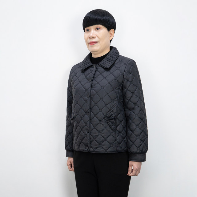 Mother's jacket in her 50s autumn and winter jacket fashionable casual solid color 2025 middle-aged women's jacket cotton thin loose