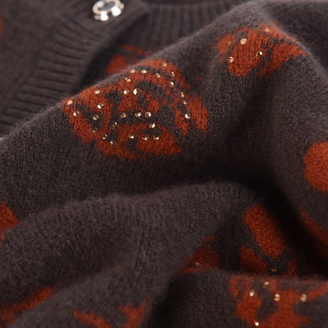 2025 autumn and winter new 100 pure woolen sweaters for middle-aged and elderly mothers cardigans large size loose knitted sweaters sweater jackets