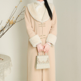 Plumfish retro Republic of wind in winter 2023 new cheongsam coat plush collar to keep warm everyday can wear