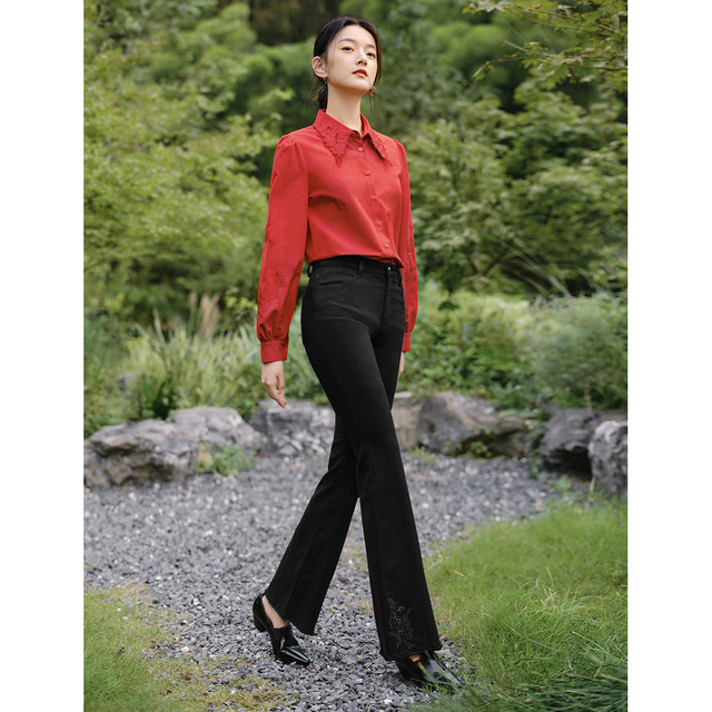 Inman Black Technology Elastic Lycra denim bell-bottom pants for women's new bead-sheet embroidered mid-high waist trousers 18412539
