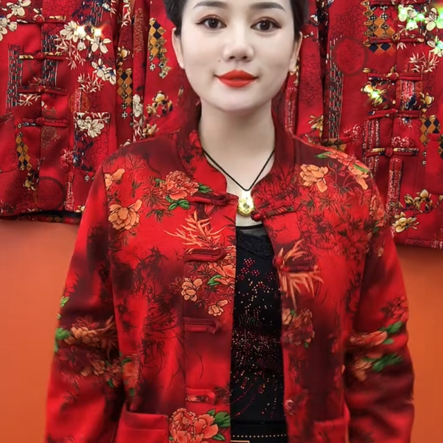 2024 new autumn and winter long-sleeved large flower plate button middle-aged and elderly velvet cardigans, fashionable, versatile, casual and comfortable tops for women