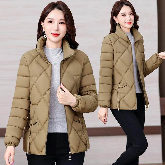 Waterproof middle-aged mother autumn and winter coat cotton coat fashionable thickened cotton jacket new style middle-aged and elderly women's winter down cotton jacket