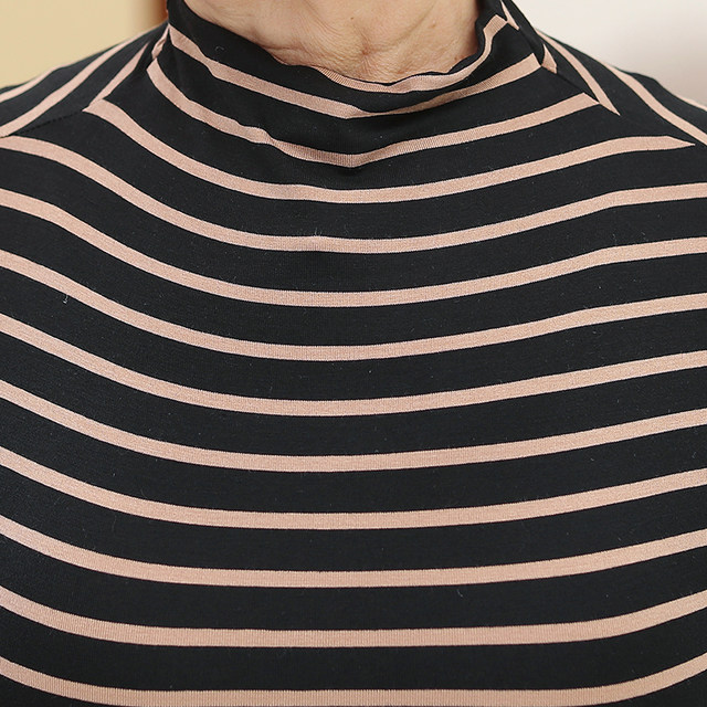 Mom wear spring and autumn long-sleeved half-high-neck base shirt grandma wear autumn clothes middle-aged and elderly women's autumn striped T-shirt