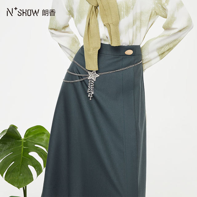 NowShow Langxiang Autumn New Product Skirts are asymmetric high -waisted elegant commuting and versatile mid -length skirt 233068