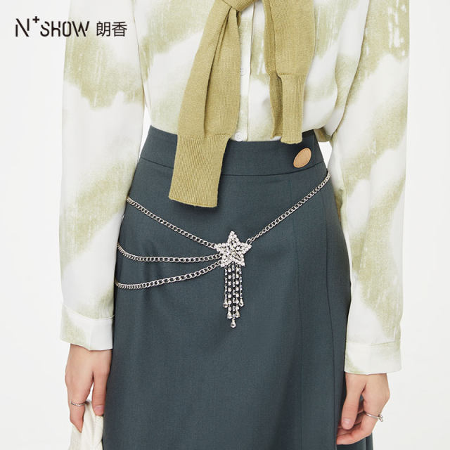 NowShow Langxiang Autumn New Product Skirts are asymmetric high -waisted elegant commuting and versatile mid -length skirt 233068