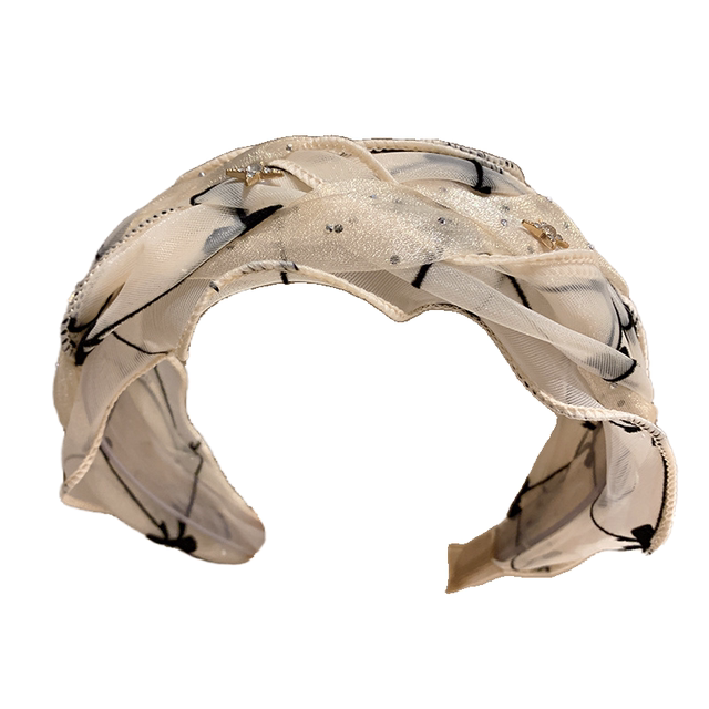 Advanced European Roots Wide -edge Temperature Head Hand Hand Hand Hand Hand Hands Poor Card with Round Face High Cranial Top Gun
