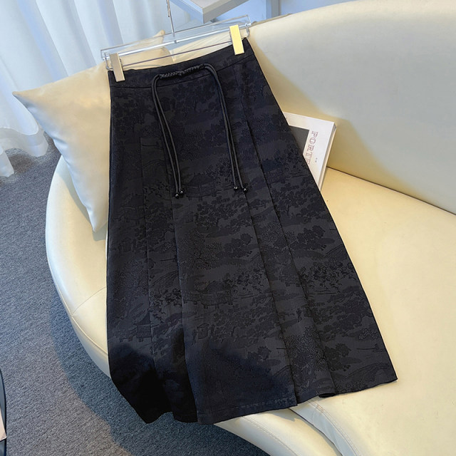 New Chinese style jacquard skirt for women in spring and autumn retro Chinese style modified horse face skirt high waist A-line pleated long skirt
