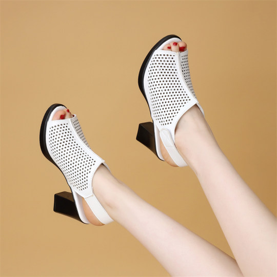 Summer high-heeled sandals for women, genuine leather thick heels, breathable Roman shoes for women, hollow anti-slip fish mouth shoes for women, lightweight sandal boots