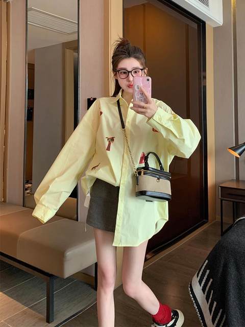 Large size fat mm300Jin [Jin equals 0.5 kg] Yellow fun cartoon long-sleeved shirt for women in spring design niche French top trendy
