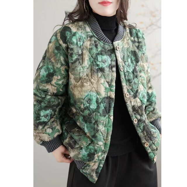 Winter large size loose cotton thickened printed long-sleeved cotton jacket for women age-reducing versatile short stand collar baseball uniform
